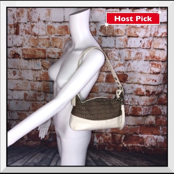 🌟 Signature Coach Shoulder Bag - Picture 11 of 12